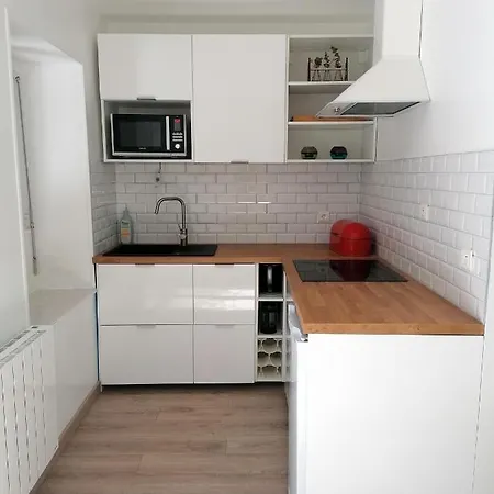 Dom wakacyjny La Source, Location Saisonniere Proche