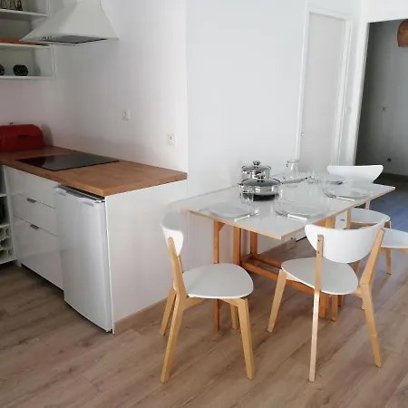 La Source, Location Saisonniere Proche Dom wakacyjny