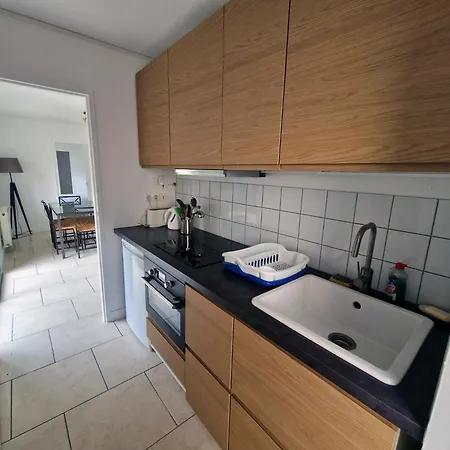 La Source, Location Saisonniere Proche Dom wakacyjny